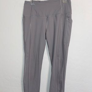Victoria Sport gray leggings